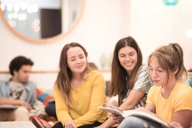Les étudiants de l'école de graphisme Garti à Neuilly sur Seine